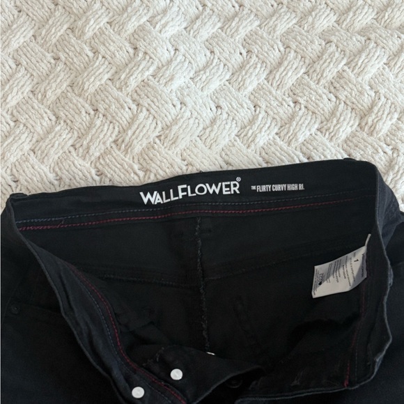 Wallflower Black High-Rise Jeans - Picture 3 of 4